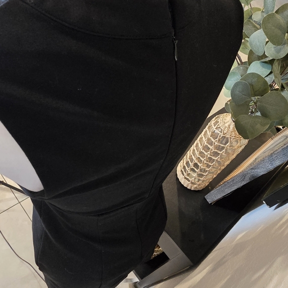 Anthropologie Maeve Women's Structured Cutout Slim Black Stretch Mini Dress S - Picture 6 of 8